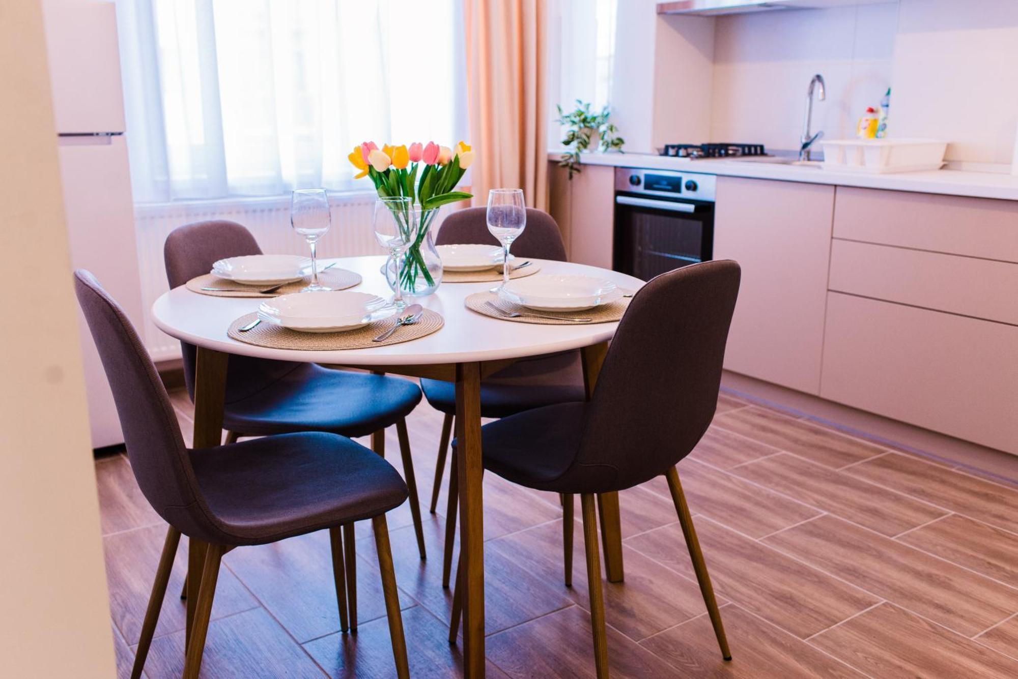 Central White Apartment Satu Mare Exterior foto